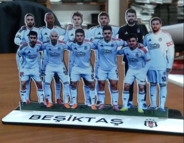 BEŞİKTAŞ AHŞAP 3 BOYUTLU TARAFTAR KALESİZ BİBLO